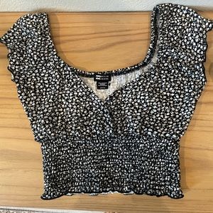 Billabong Black and White crop top